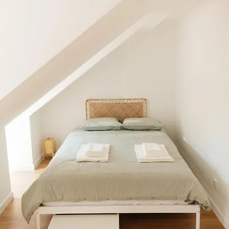 Stylish & Quite Flat In Centre - Cais Do Sodre Apartament *