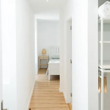 Stylish & Quite Flat In Centre - Cais Do Sodre * Lizbona